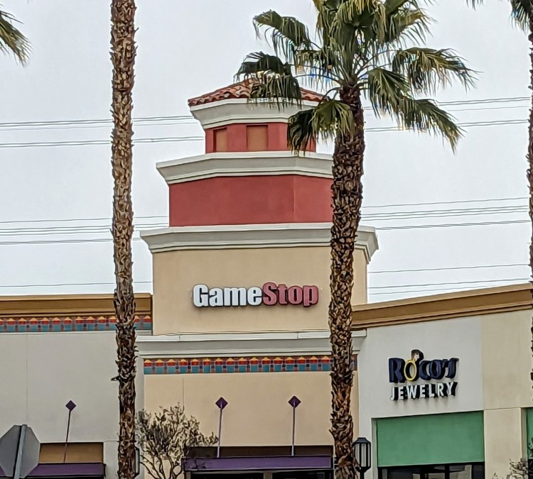 GameStop (Bakersfield,&nbspCA)